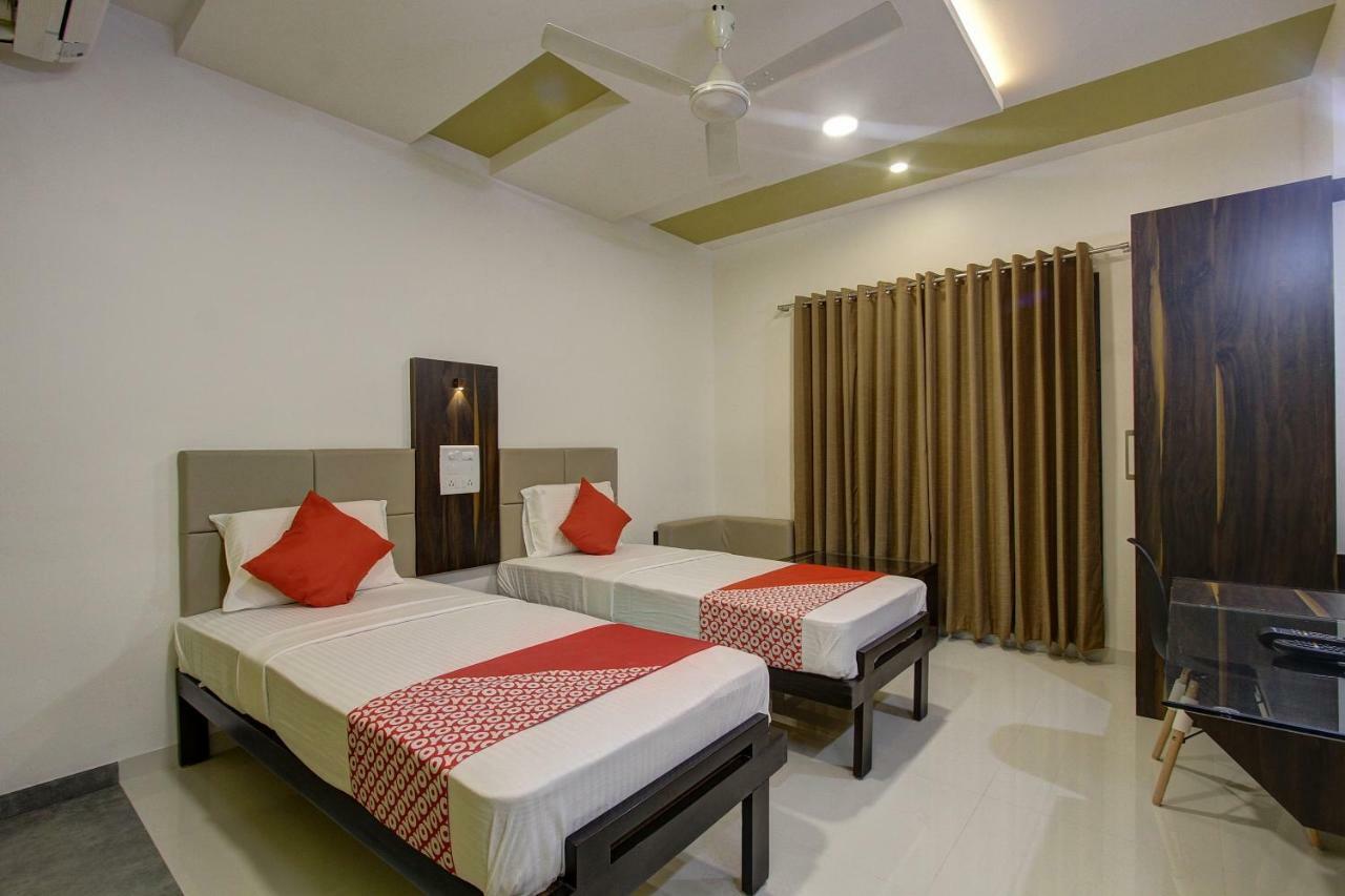 Oyo 39568 Alekha Gateway Hotel Sirsi Exterior foto