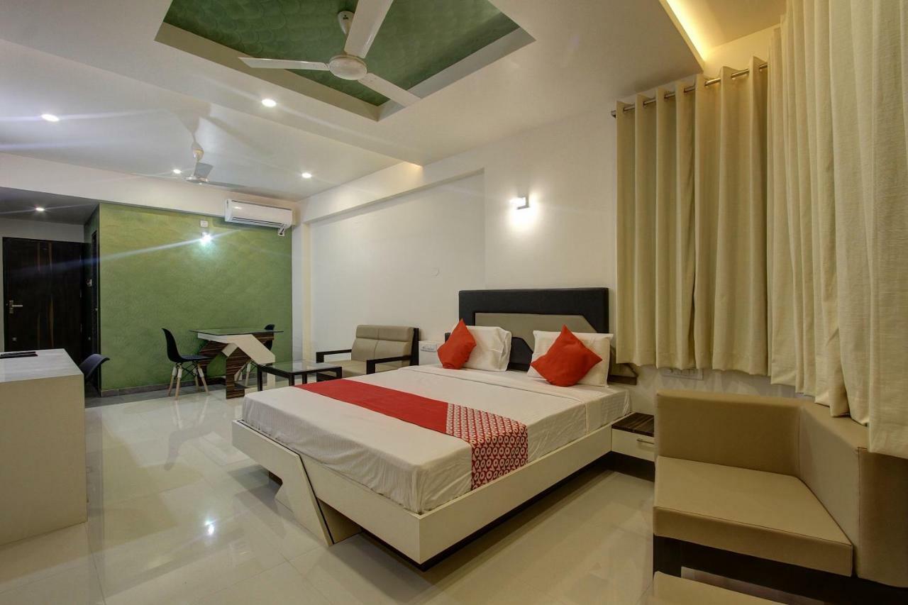 Oyo 39568 Alekha Gateway Hotel Sirsi Exterior foto