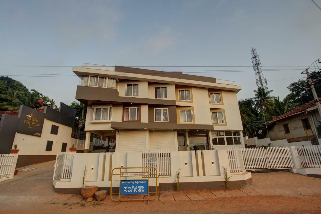 Oyo 39568 Alekha Gateway Hotel Sirsi Exterior foto