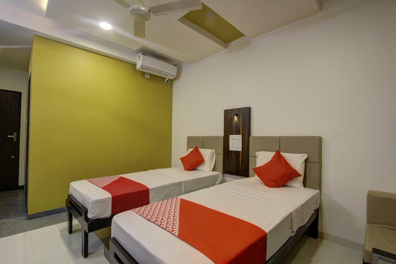 Oyo 39568 Alekha Gateway Hotel Sirsi Exterior foto