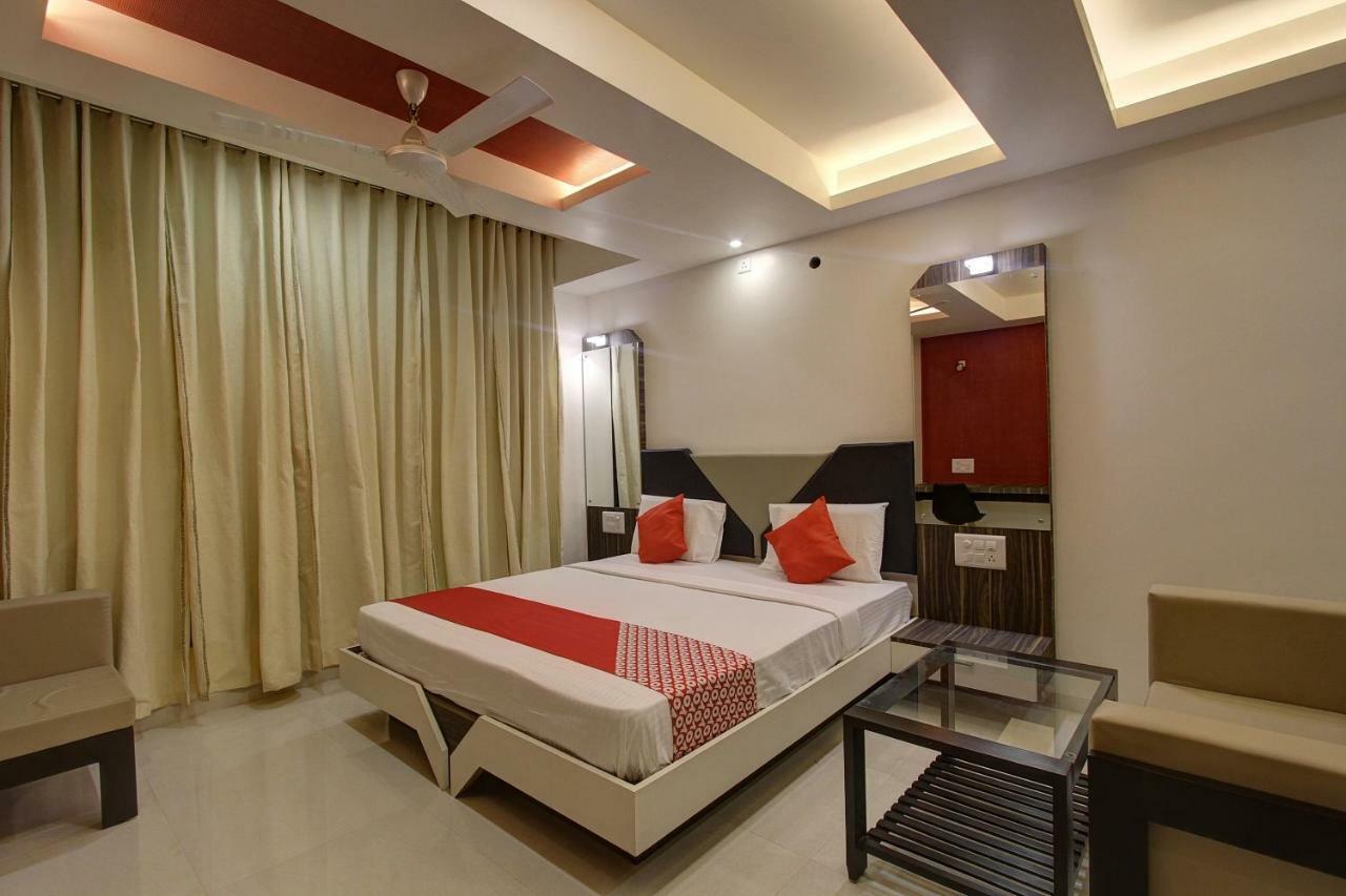 Oyo 39568 Alekha Gateway Hotel Sirsi Exterior foto
