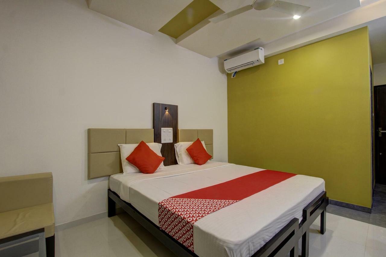 Oyo 39568 Alekha Gateway Hotel Sirsi Exterior foto